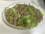 青瓜炒肉片