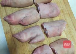 酱猪蹄的做法图解1