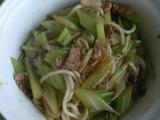 芹菜爆炒粉条