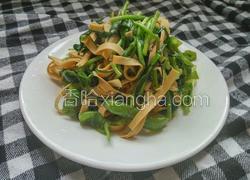 韭菜炒千张