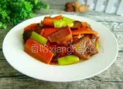 胡萝卜炒腊肉