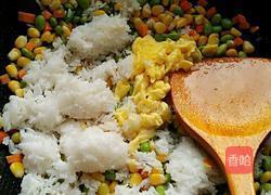 鸡蛋炒饭的做法图解7