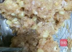 鸡肉玉米丸子的做法图解1