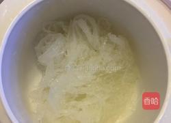 冰糖桂花燕窝的做法图解1