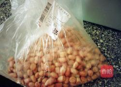 油炸花生米的做法图解1