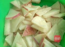 汤面猪肉萝卜蒸饺的做法图解1