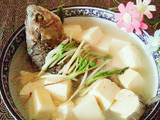 鸡蛋豆腐鲫鱼汤的做法[图]