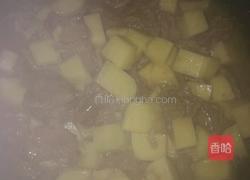 牛肉炖土豆的做法图解4