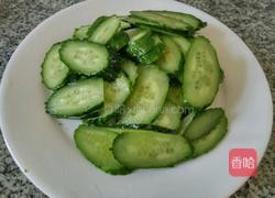 黄瓜炒鸡蛋的做法图解2