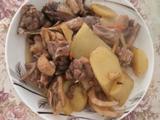 鸭肉焖土豆（微辣）的做法[图]