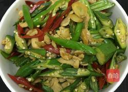 秋葵炒鸡胸肉的做法图解6