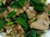 蒜苗炒肉片