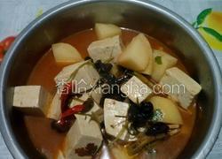 土豆木耳炖豆腐