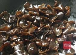 木耳炒千张丝的做法图解5