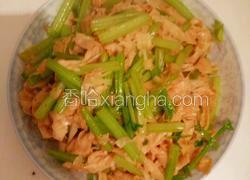 芹菜炒豆腐皮