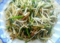绿豆芽炒韭菜