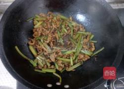 芹菜炒肉丝的做法图解5