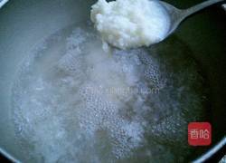 酒酿麦片蛋花羹的做法图解2