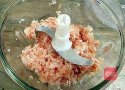 胡萝卜馅梅花饺的做法图解4