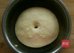 豆沙卷的做法图解2
