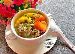 胡萝卜玉米排骨汤