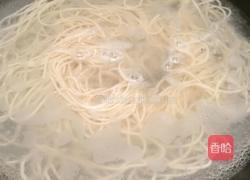辣烤鲶鱼配凉面的做法图解5