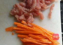 青椒炒肉丝的做法图解3