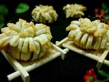 中式酥皮点心花开富贵