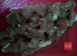 菜花炒肉的做法图解2