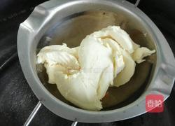 蛋糕卷奶酪慕斯（六寸)的做法图解6