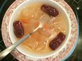 银耳红枣糖水的做法[图]