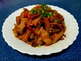 魷魚炆腩肉