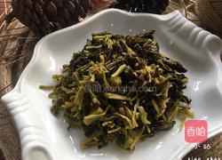 【雪菜炒大肠】的做法图解2