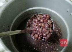 红豆糯米猪肉饺的做法图解4