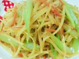 土豆丝炒芹菜