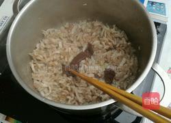 酱肉韭菜包子的做法图解5