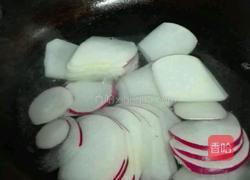 酱汁素萝卜的做法图解3