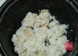 香肠炒饭的做法图解3