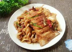 红烧鱼尾鱼泡