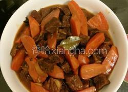 红萝卜啤酒闷牛肉