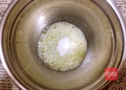 双色纸杯蛋糕的做法图解5