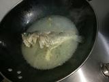 清汤鲫鱼