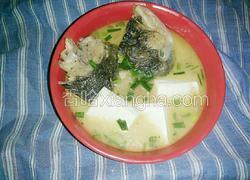 胖头鱼鱼头豆腐汤