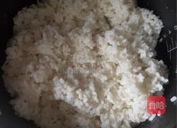 酱油炒饭的做法图解1