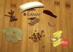 鲫鱼炖冻豆腐的做法图解4