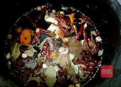 卤牛肉的做法图解3