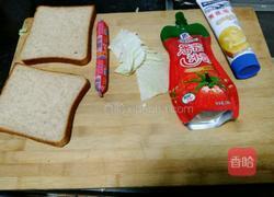 营养美味早餐三明的做法图解1