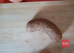 鸡蛋炒香肠和胡萝卜的做法图解1