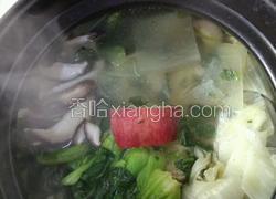 农家月子菜之一（乌鸡冬瓜煲）