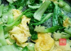 青菜炒鸡蛋的做法图解5